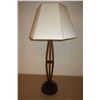 Image 1 : LAMPE DE TABLE