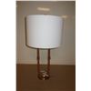 Image 1 : LAMPE DE TABLE