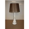 Image 1 : LAMPE DE TABLE