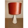 Image 1 : LAMPE DE TABLE