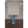 Image 1 : LAMPE DE TABLE