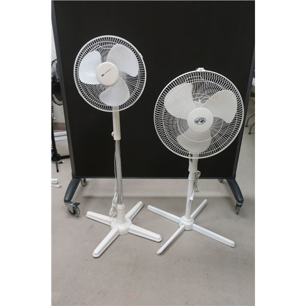 LOT DE 2 VENTILATEURS SUR PIED