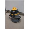 Image 1 : ASPIRATEUR JOHNNY VAC (MANQUE 1-ROUE)