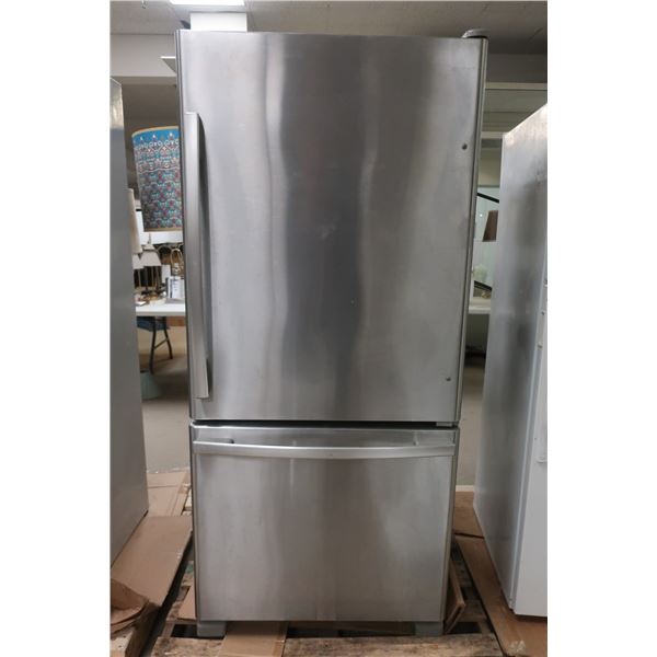 FRIGO 29.5"x30.5"x66" IKEA 1X3HHEXDSM00