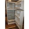 Image 2 : FRIGO 28"x29.5"x66.5" GE CTS18HBSDRWW BLANC