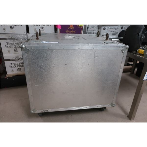 ROAD CASE SUR ROUES 37"x33"x33"