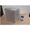 Image 1 : LOT DE 13pcs PANIER EN TISSUE PLIABLE 11"x11"x11"