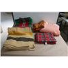 Image 1 : LOT DE 5 COUVERTURES