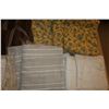 Image 3 : LOT DE 19 RIDEAUX ASST
