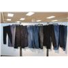 Image 1 : LOT DE 13 JEANS POUR HOMMES