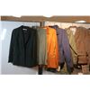 Image 2 : LOT DE 13 MANTEAUX POUR FEMMES