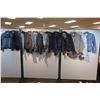 Image 1 : LOT DE 13 MANTEAUX EN JEAN POUR FEMMES
