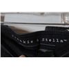 Image 2 : LOT DE 12 PANTALONS POUR FEMMES-NEUVE AVEC TAGS
