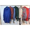 Image 2 : LOT DE 20 CHANDAILS POUR FEMMES