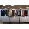 Image 1 : LOT DE 25 VÊTEMENTS POUR FEMMES