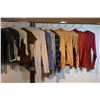 Image 3 : LOT DE 23 VÊTEMENTS POUR ENFANTS