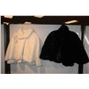 Image 1 : LOT DE 2 CHANDAILS POUR FEMMES