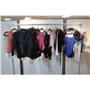 Image 1 : LOT DE 31 COSTUMES DE BALLET POUR ENFANTS ASST