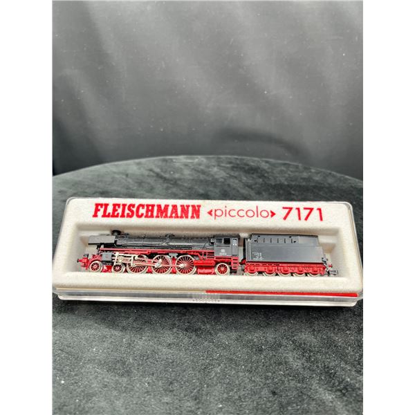 Fleischmann 1632 E-Lok BR 132 DB H0 (Gebraucht) in Adelboden für CHF 55 Fleischmann 1632 E-Lok BR 132 DB H0 (Gebraucht) in Adelboden für CHF 55