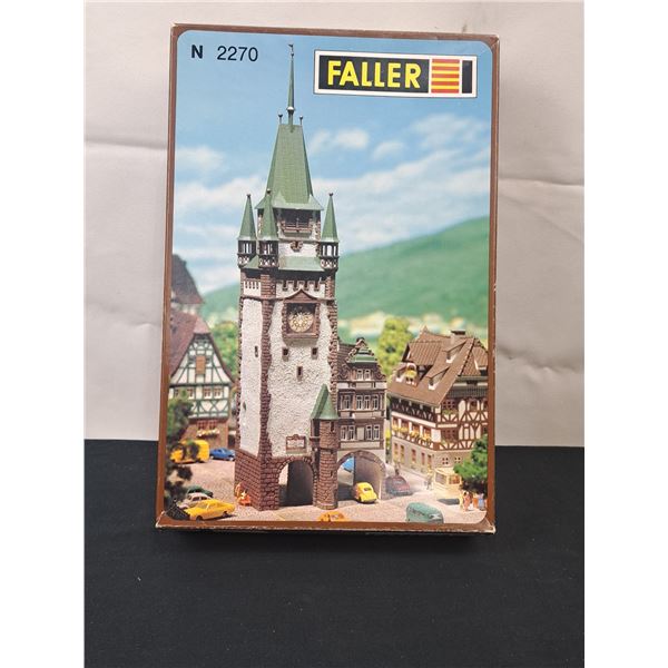 1 Box Faller Trackside Structure N Gauge