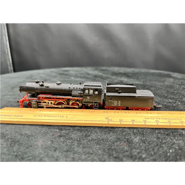 Arnold Rapido Series 2 Locomotive