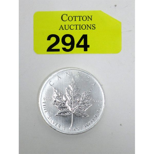 1 Oz .9999 Silver 2011 Maple Leaf Coin 