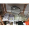Image 1 : 15 New Placemats & 23 New Lenox Cloth Napkins