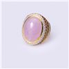 Image 2 : Heavy 18K Yellow Gold & Lavender Jadeite Ring by Victor Loo