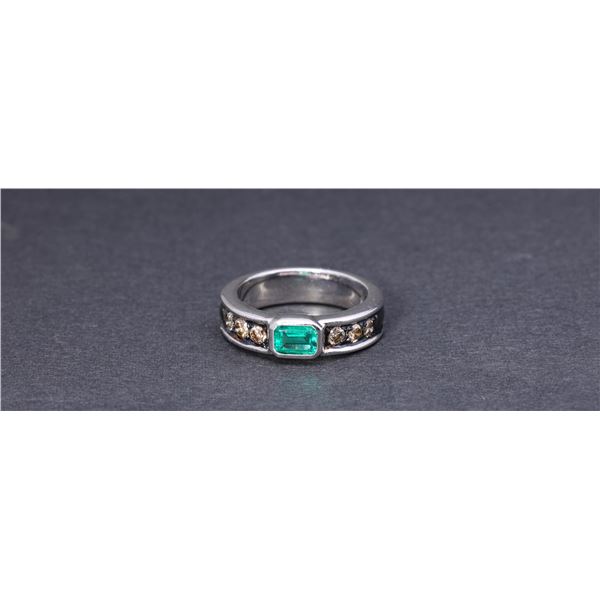 18K White Gold & Emerald Ring by Carlo Rici