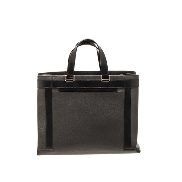 Louis Vuitton Black Taiga Leather Kasbek Pm Tote Bag