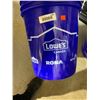 Image 2 : Lot of 2 Lowes 5 Gallon Buckets