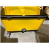 Image 4 : Rubbermain extra wide rolling mop bucket
