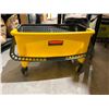 Image 5 : Rubbermain extra wide rolling mop bucket
