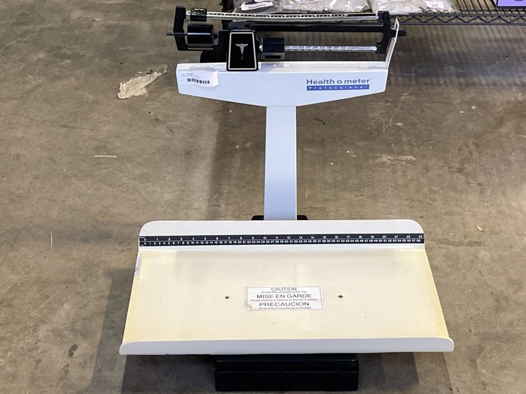 HEALTH-O-METER SCALE - Big Valley Auction