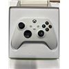 Image 2 : XBOX WIRELESS CONTROLLER ROBOT WHITE - TESTED  WORKING