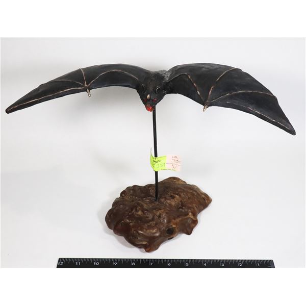 ZOMBIE BAT WITH STAND