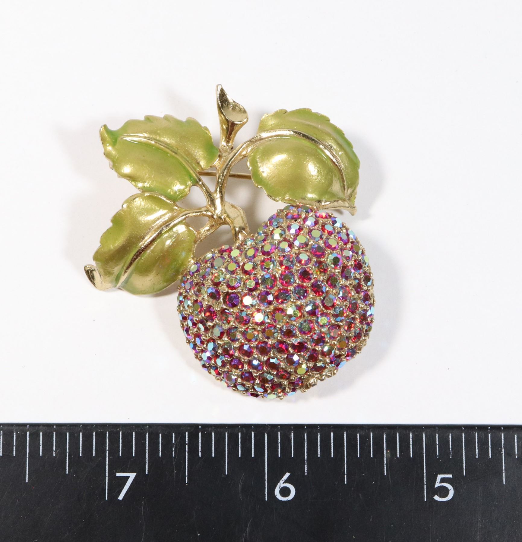 Apple Rhinestone VINTAGE RHINESTONE APPLE BROOCH