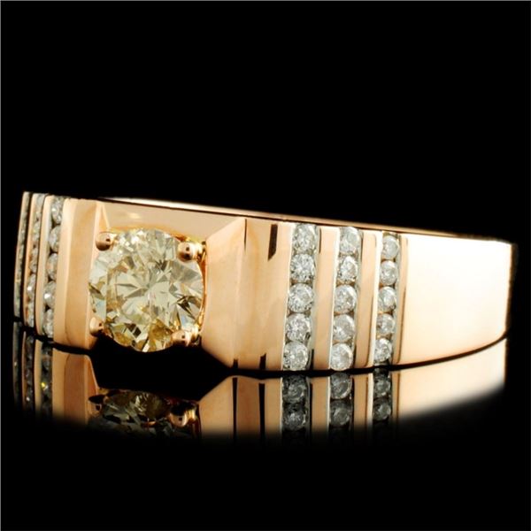 0.84ctw Diamond Ring in 14K Gold