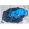 Image 1 : BLACK AND BLUE X-LARGE HOCKEY BAG