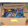 Image 1 : BOX OF SCISSORS