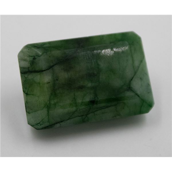 #62-GREEN EMERALD GEMSTONE 103.30 CT