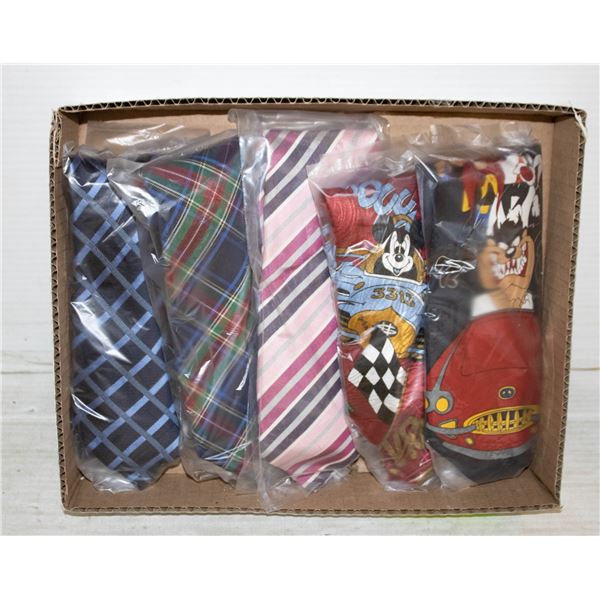 BOX WITH 5 MEN'S TIES INCL. DONALD DUCK AND