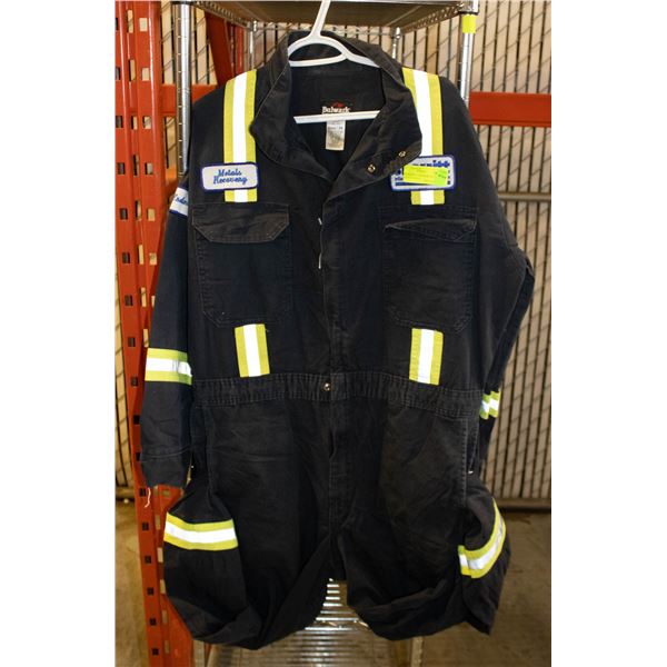 BULWAKR FLAME RESISTANT DARK BLUE COVERALL