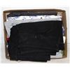 Image 1 : 4 PANTS XXL - NEW W/TAGS