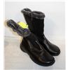 Image 1 : BLACK BOOTS SIZE 6