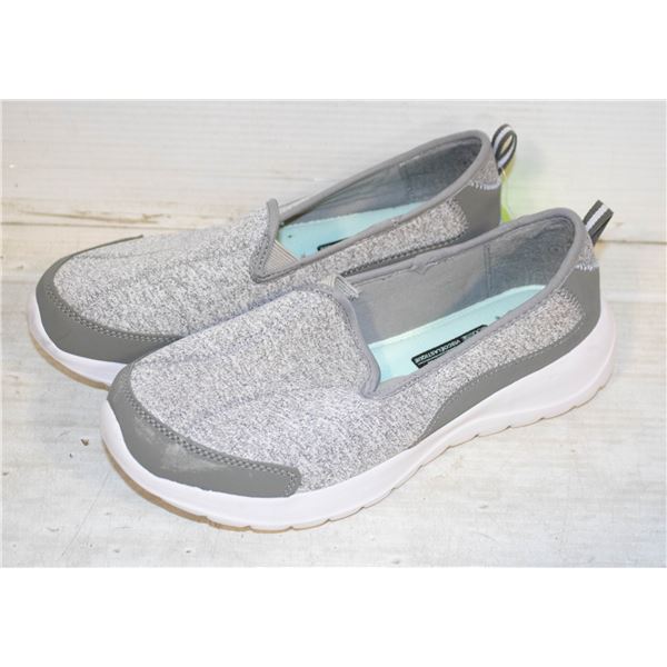 SIZE 8 GREY SLIP ON W/MEMORY FOAM