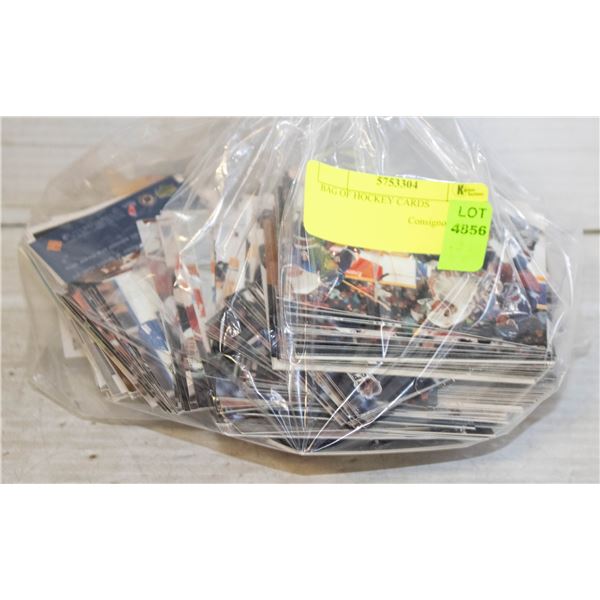 BAG OF HOCKEY CARDS