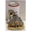 Image 1 : DAVID WINTER COLLECTABLE COTTAGE: HOGS HEAD