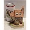 DAVID WINTER COLLECTABLE COTTAGE: SWEET DREAMS