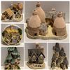 Image 1 : FEATURED LOTS: DAVID WINTER COLLECTABLE COTTAGES